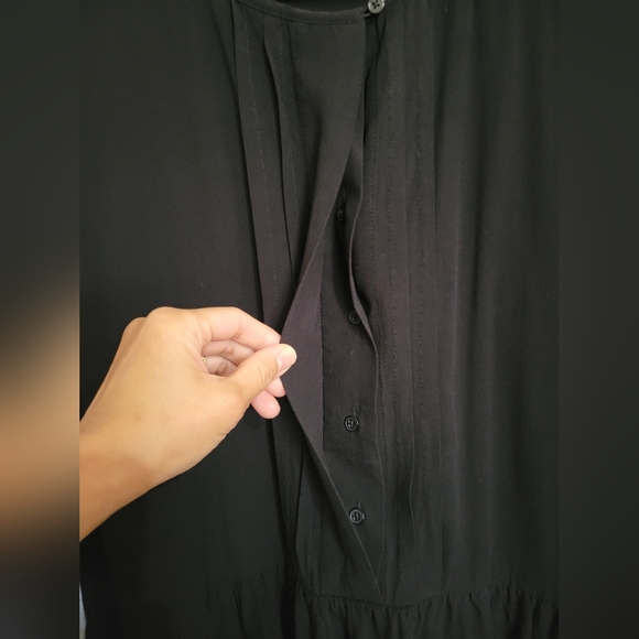 Black top from LOFT - Picture 3 of 4